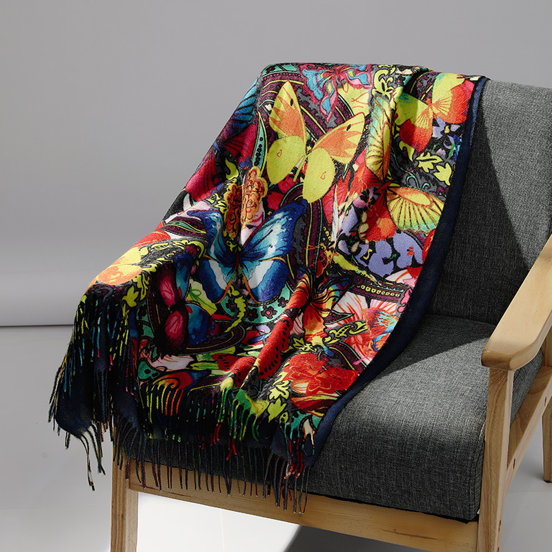 Luxe Merk Olieverfschilderij K - Woven Scarf Blanket recensie en prijs